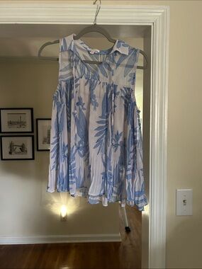 LC Lauren Conrad White Sleeveless Dress with Blue Floral Print